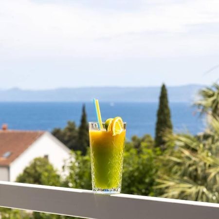 Holiday In Bol **** Yellow Kültér fotó
